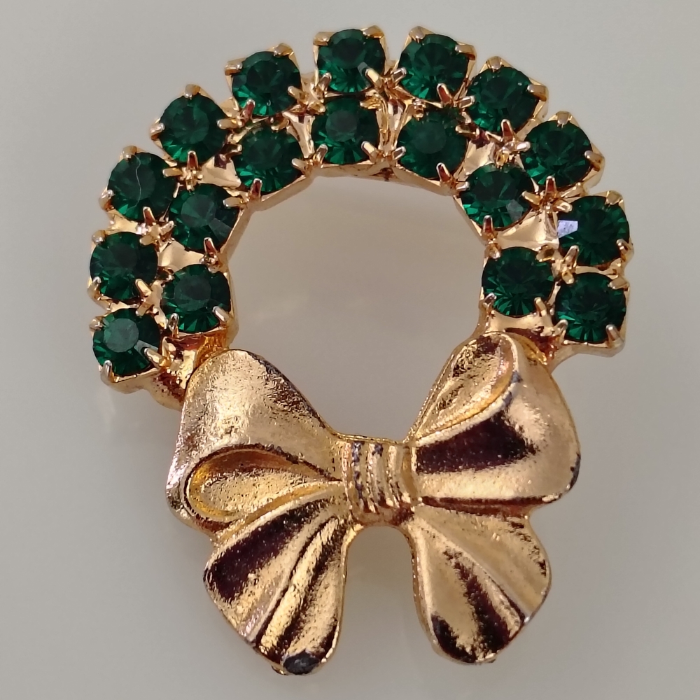 Gold and Green Rhinestone Embellished Wreath Brooch